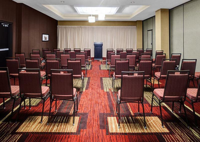 Courtyard By Marriott