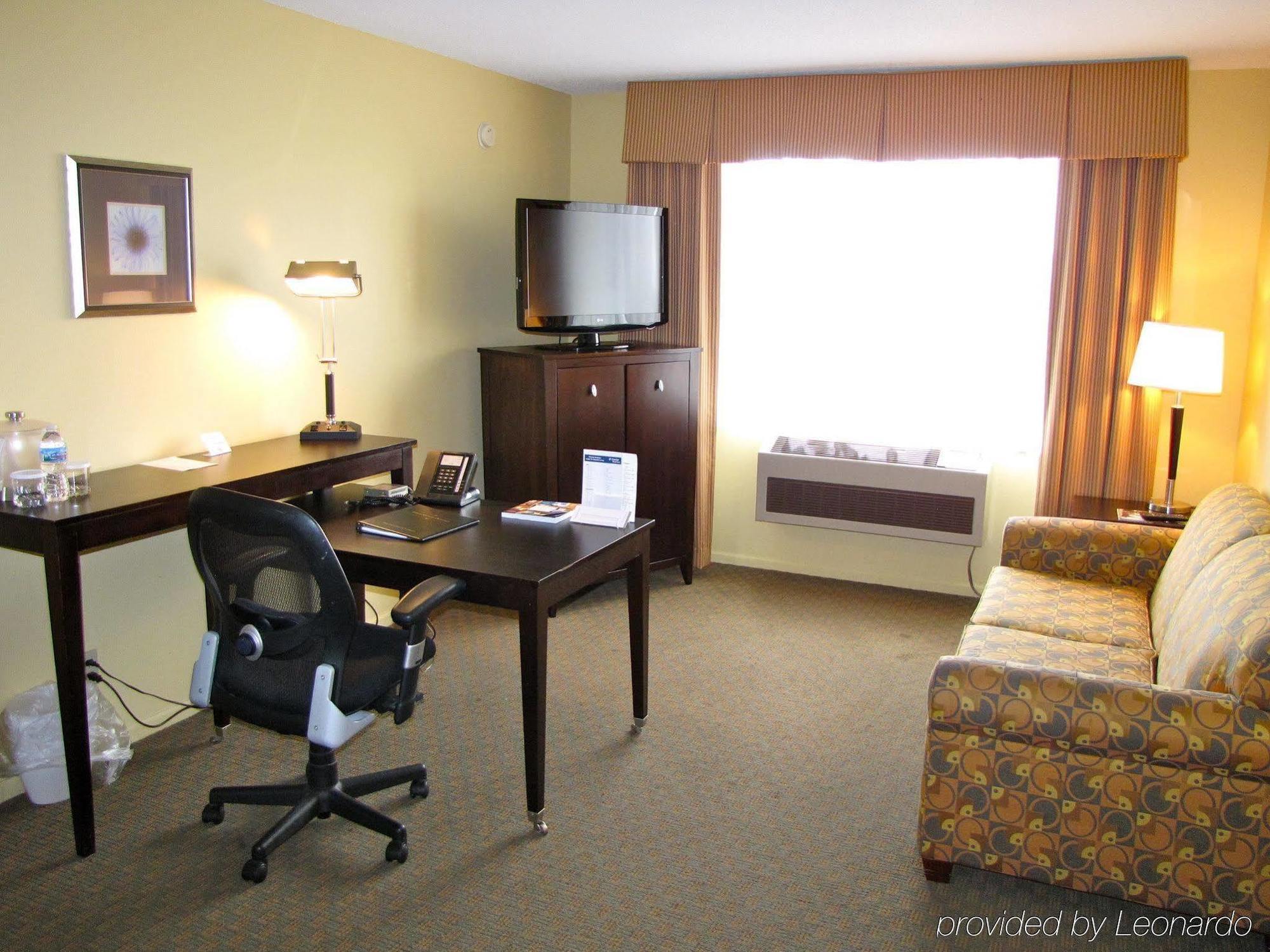 Courtyard By Marriott